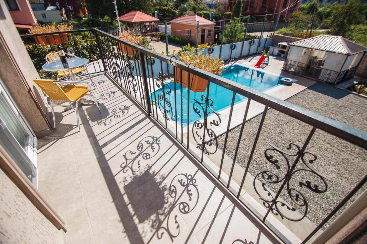 #Home-11 Batumi Exterior photo