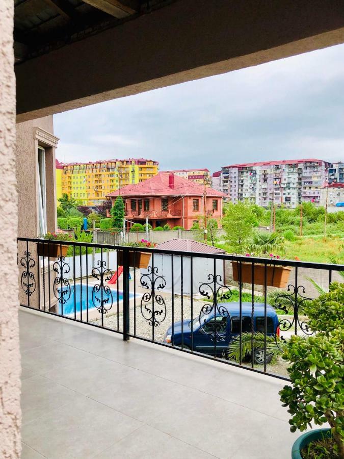 #Home-11 Batumi Exterior photo
